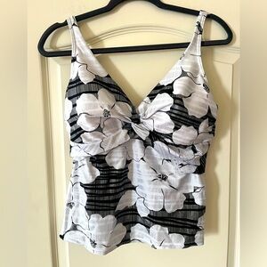 Apt 9 Floral Black and White Tankini Swim Top Women’s size 12
